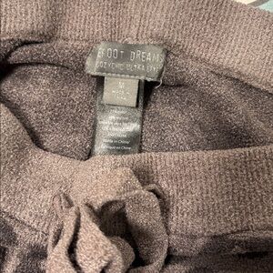 Barefoot Dreams Cozychic Ultra Lite Gray and Black Animal Print Pants.  Size M